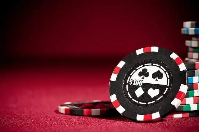 Người chơi Việt Nam trải nghiệm live casino trên điện thoại tại csmb